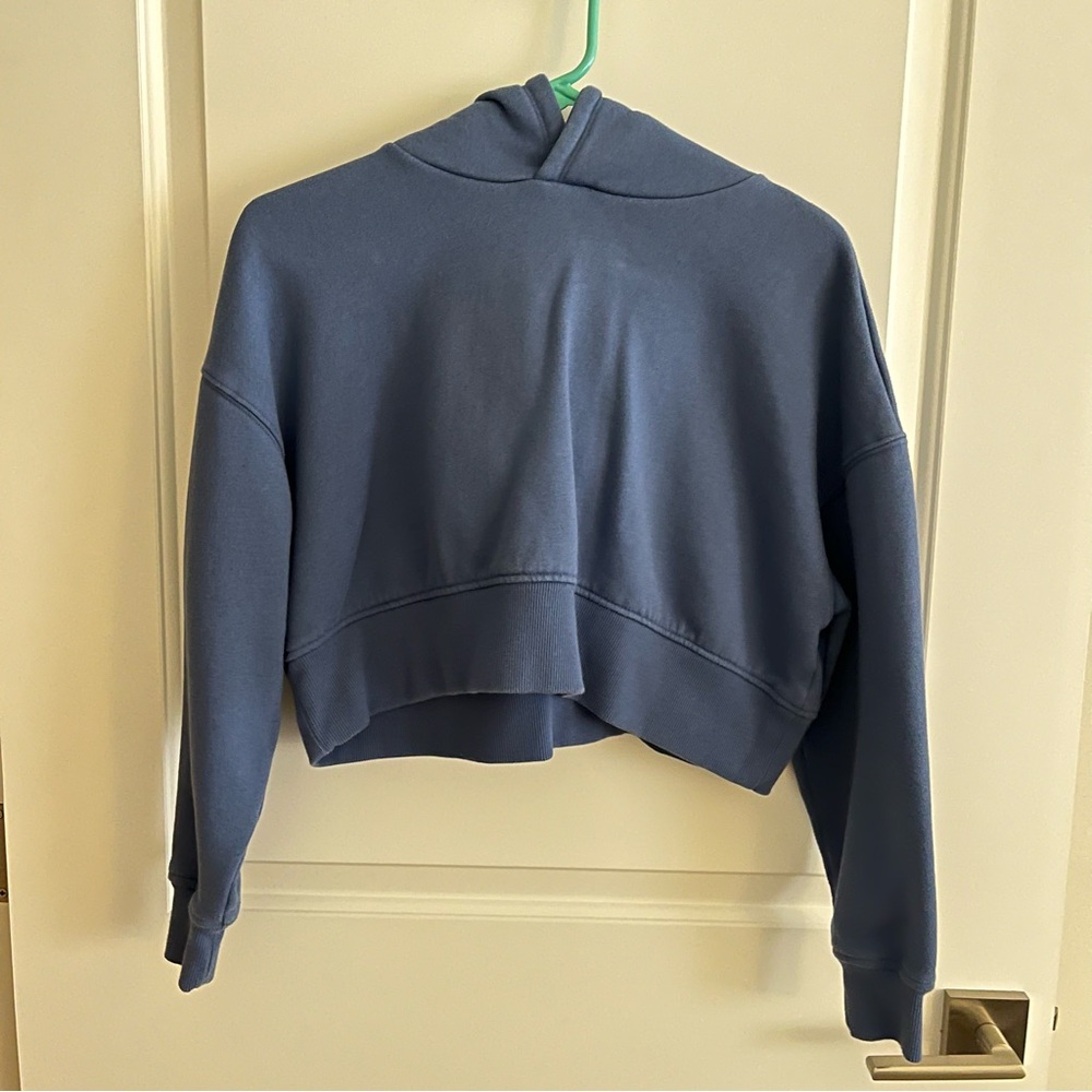 Cropped hoodie